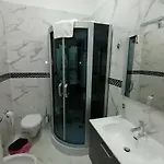 White House Bed & Breakfast 4*