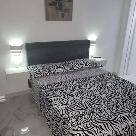 Bed & Breakfast White House *