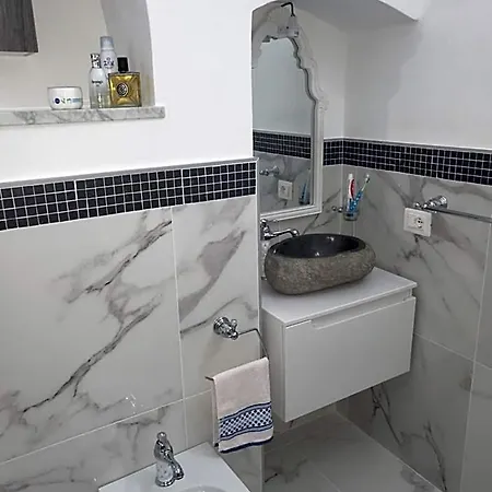 White House 4* Pulsano